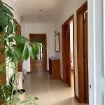 House With Pool And 4 Bedrooms