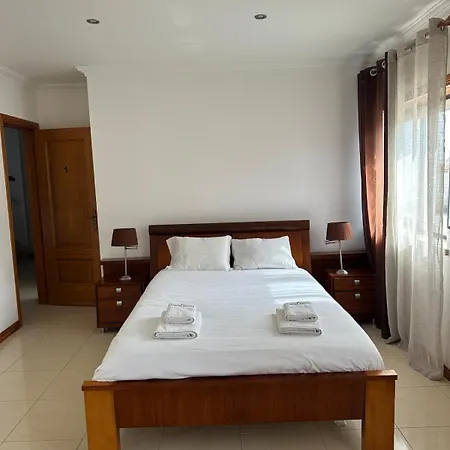 Holiday home House With Pool And 4 Bedrooms Ferrel (Leiria)