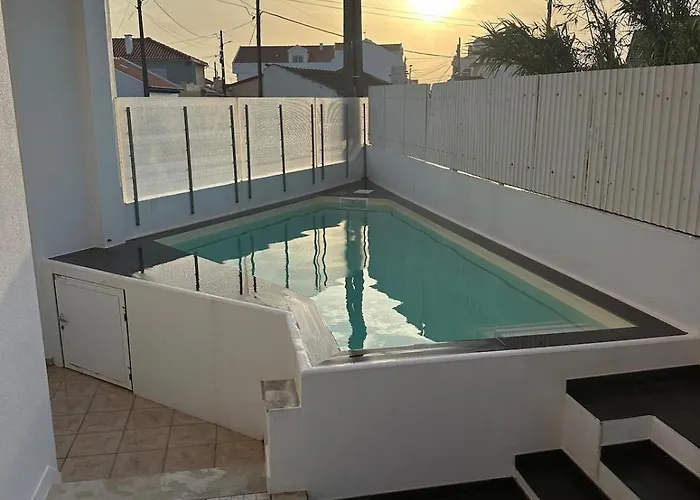 House With Pool And 4 Bedrooms Nyaraló *