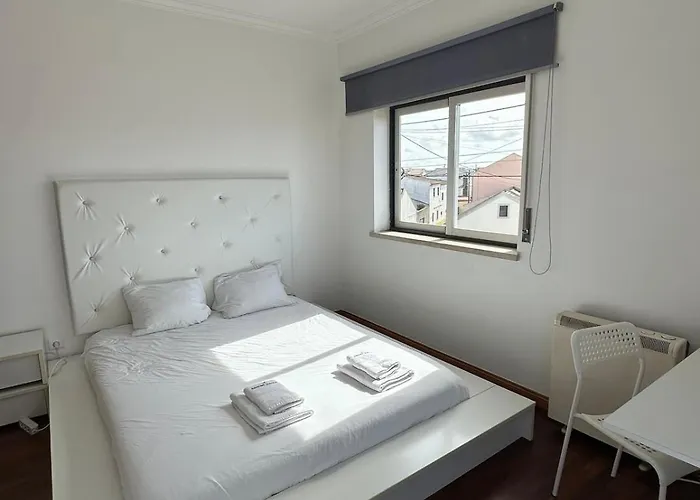 Nyaraló House With Pool And 4 Bedrooms